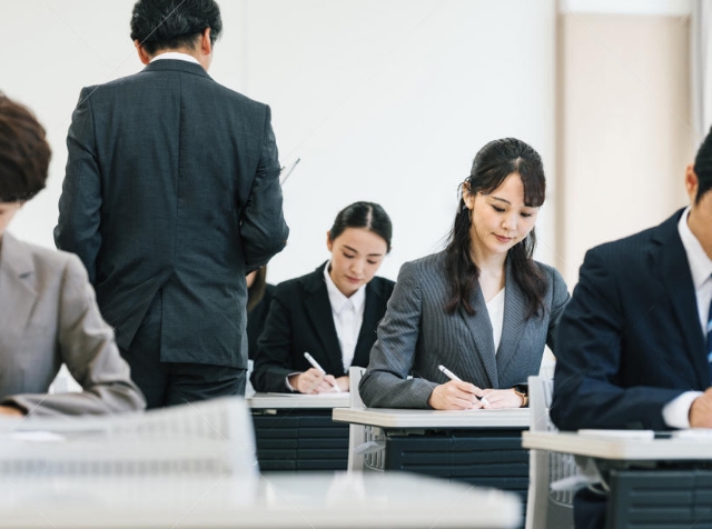 社労士・税理士試験を受ける方へ